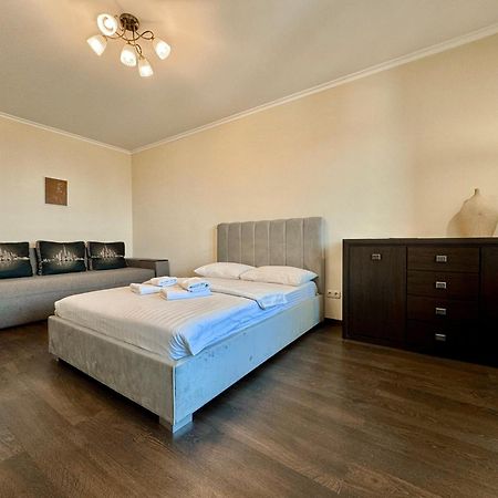 Apartpoltava Світлі Просторі Апартаменти 80М2 , 2-Окремі Кімнати, Новобудова Центр Чек Банківський المظهر الخارجي الصورة