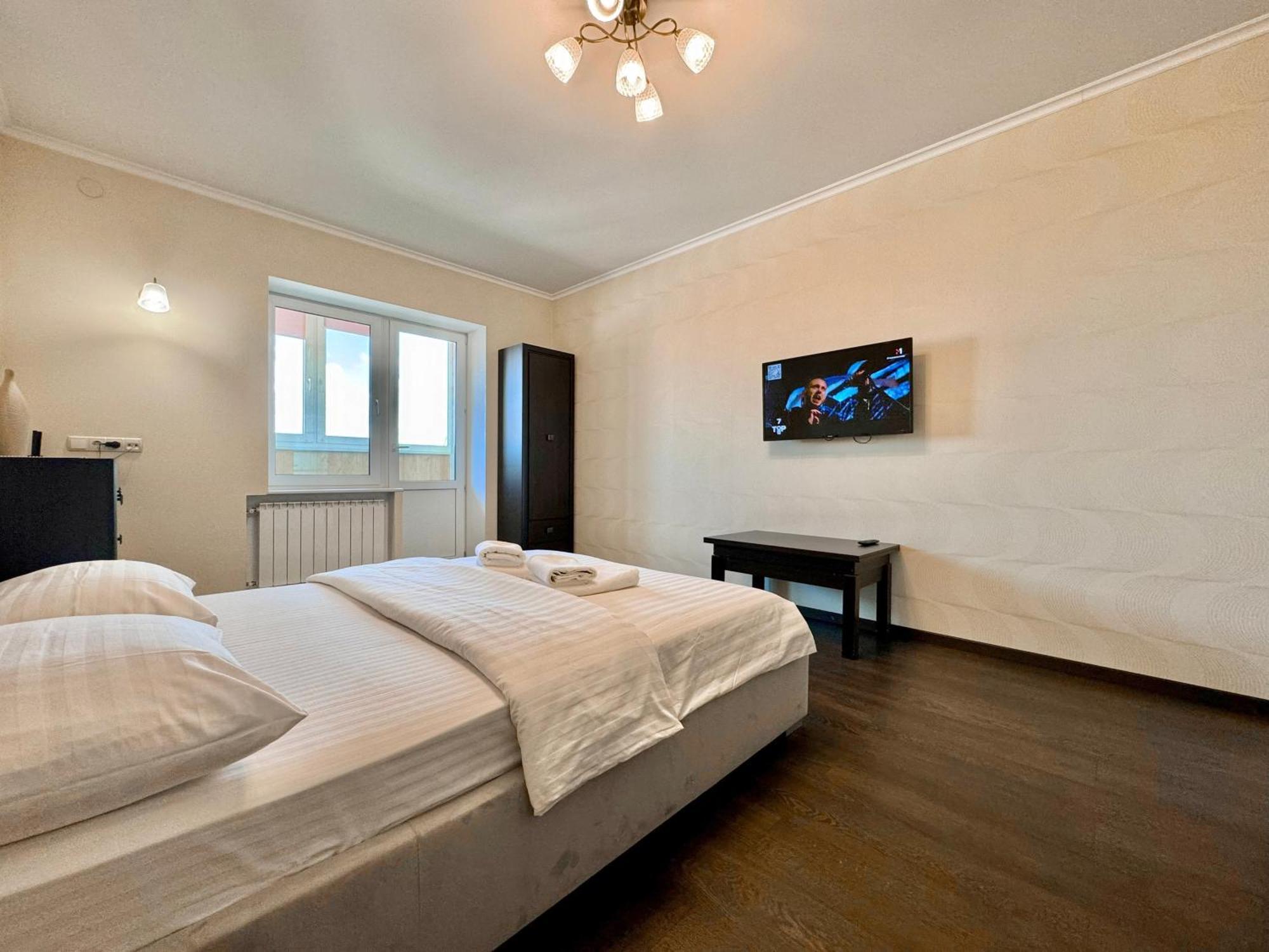 Apartpoltava Світлі Просторі Апартаменти 80М2 , 2-Окремі Кімнати, Новобудова Центр Чек Банківський المظهر الخارجي الصورة