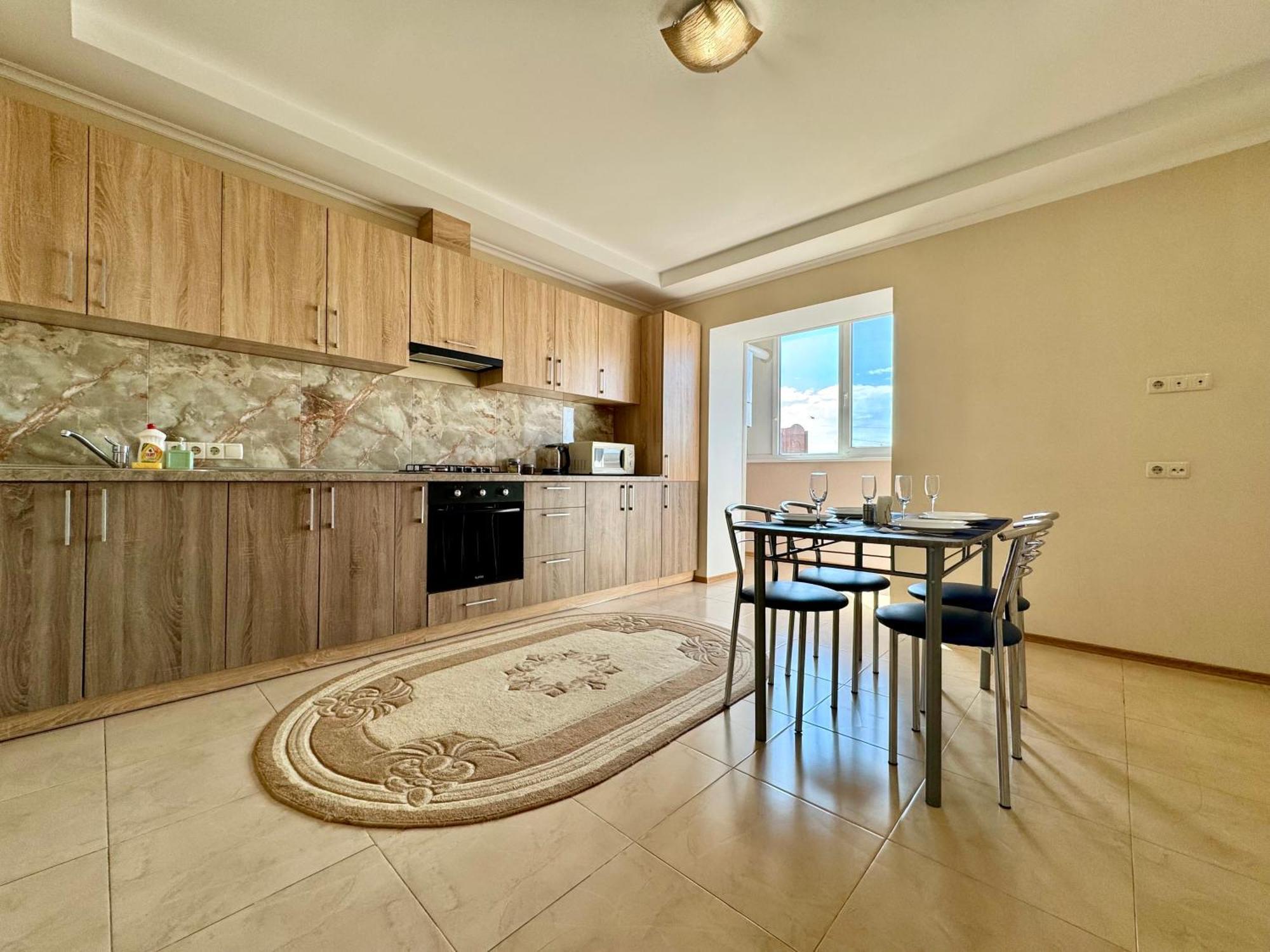 Apartpoltava Світлі Просторі Апартаменти 80М2 , 2-Окремі Кімнати, Новобудова Центр Чек Банківський المظهر الخارجي الصورة