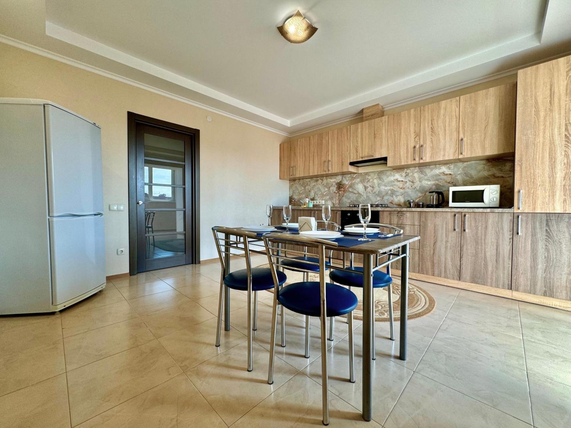 Apartpoltava Світлі Просторі Апартаменти 80М2 , 2-Окремі Кімнати, Новобудова Центр Чек Банківський المظهر الخارجي الصورة